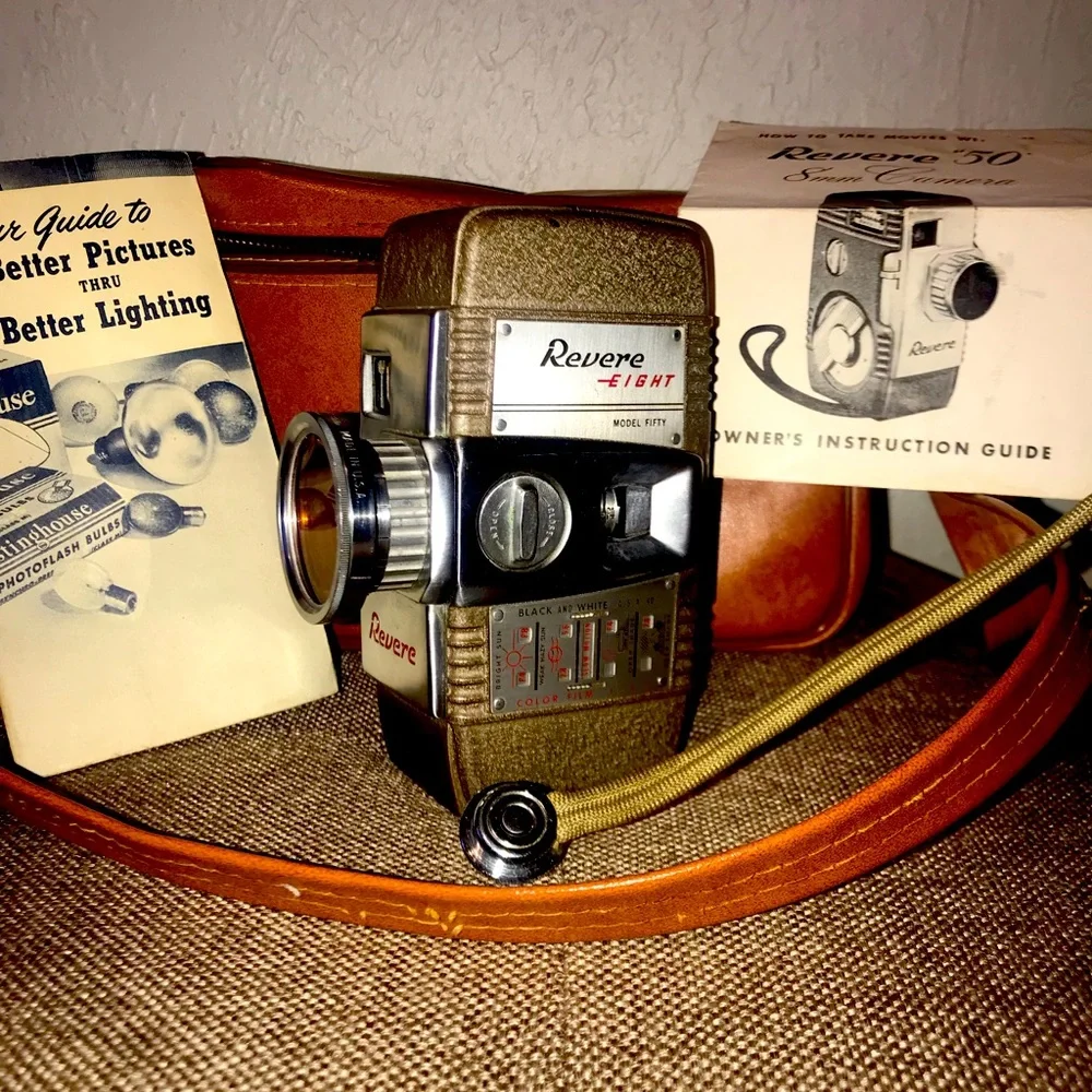 Vintage Revere model “50 8mm Camera - Picture 1 of 13